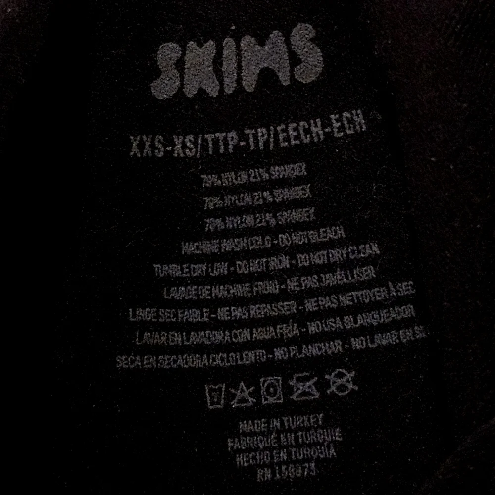 SKIMS seamless sculpt MID THIGH BODYSUIT XXS / XS - Picture 3 of 3